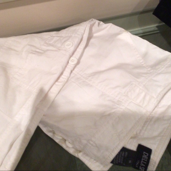 ⬇️Price Dropped ⬇️NWT white cargo capris - Picture 4 of 8